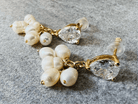 Boucles d’oreilles courtes KALEE perles eau douce blanc nacré clous brillants