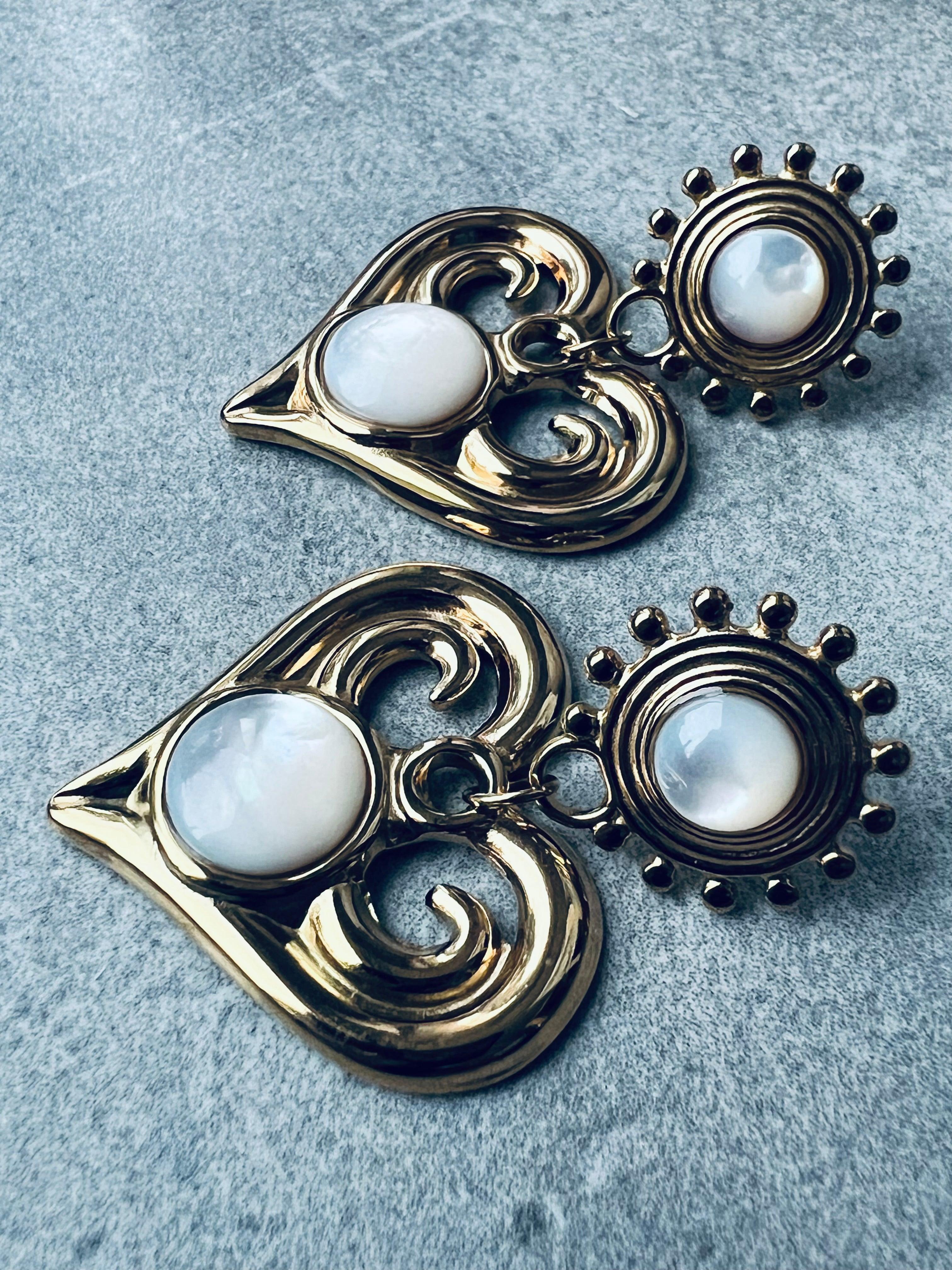 Boucles d’oreilles MARY cœurs dorés et blanc nacré