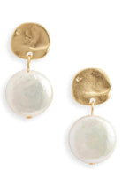 E71691 Boucles d'oreilles Perle blanche plate - Karine Sultan