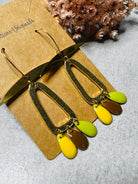 Boucles d’oreilles SARASVATI jaune marron noisette et vert anis - Créations Uniques