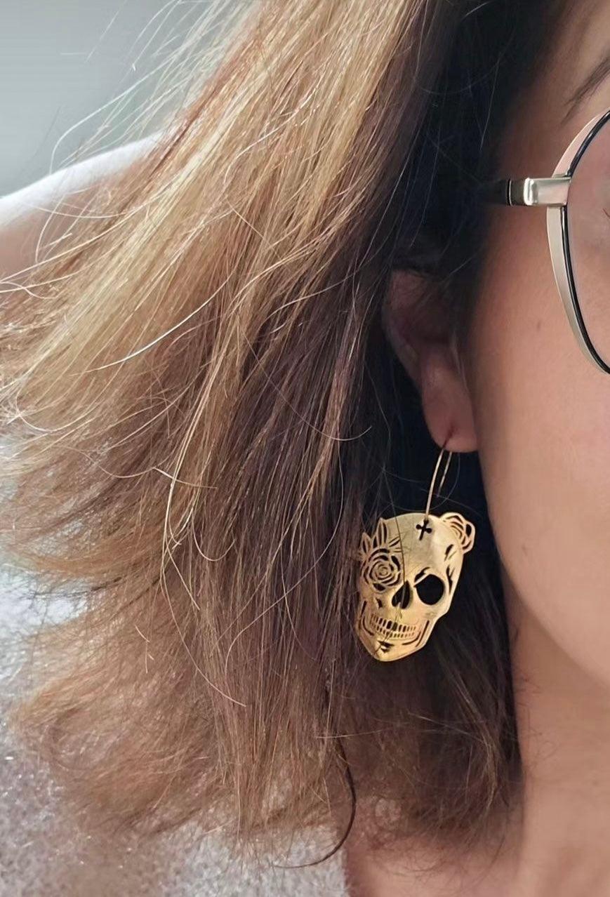 Boucles d’oreilles INGRID tête de mort mexicaine dorée - Créations Uniques