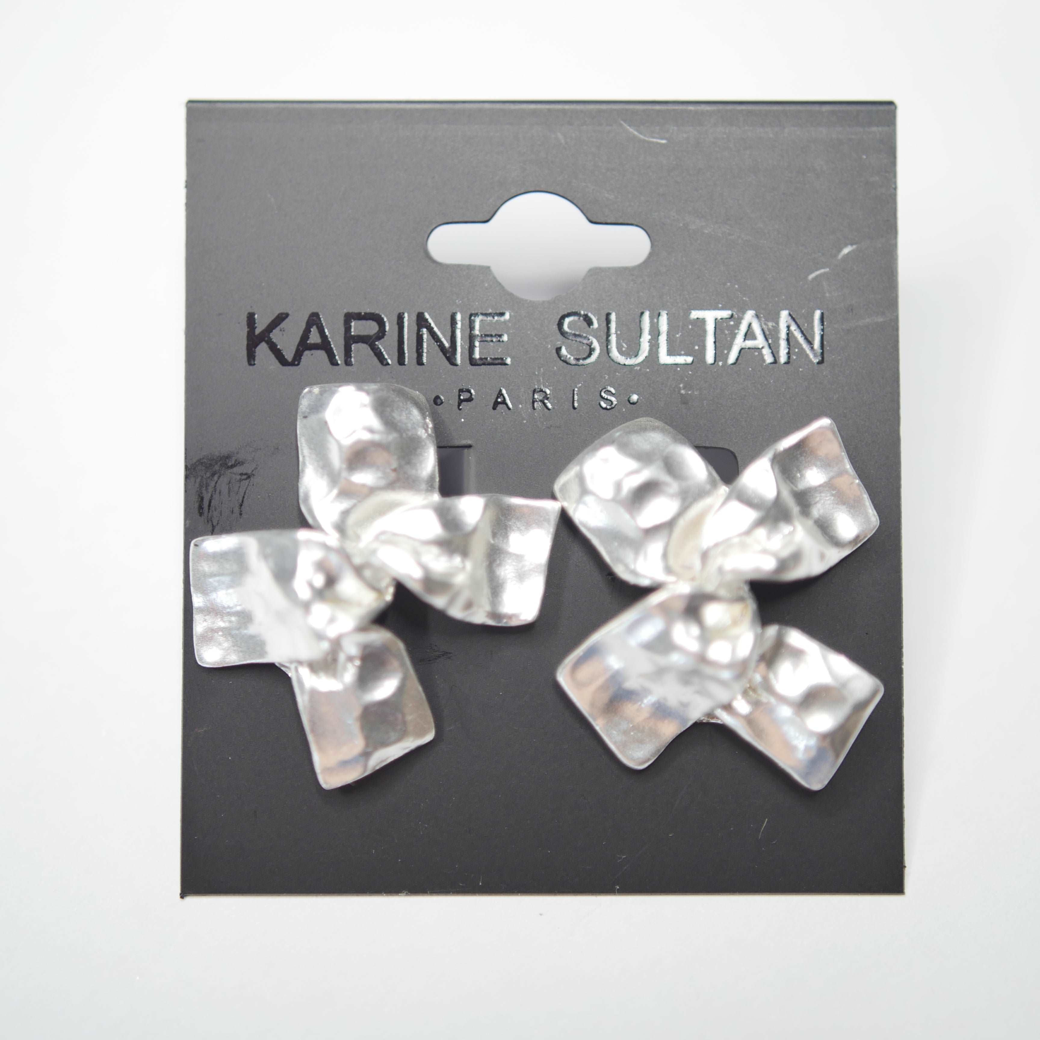 E70757 Boucles d'oreilles clips noeud torsadé - Karine Sultan