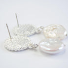 E71646 Boucles d'oreilles perle blanche - Karine Sultan