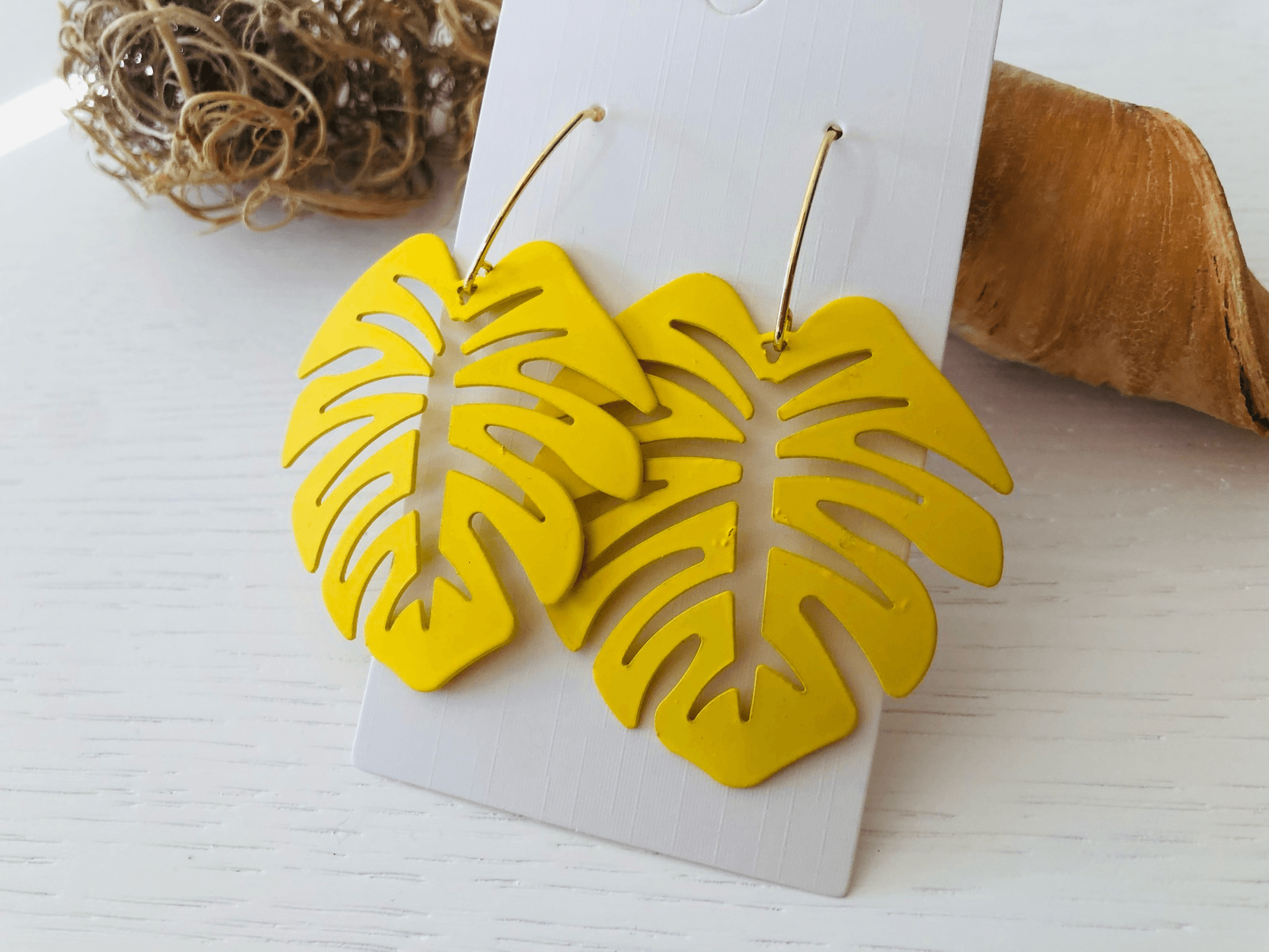 Boucles d’oreilles LAURY feuilles tropicales jaunes - Créations Uniques