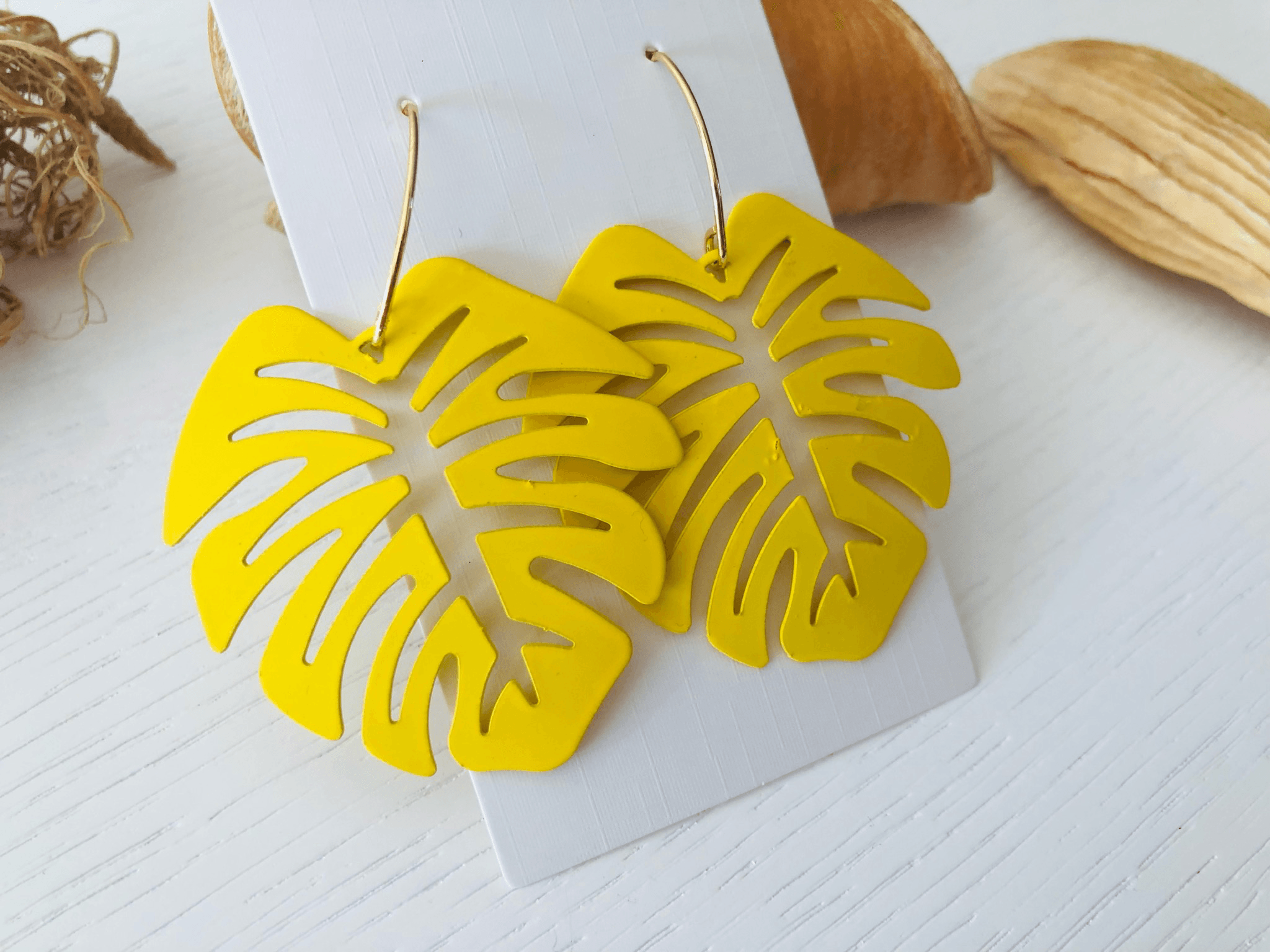 Boucles d’oreilles LAURY feuilles tropicales jaunes - Créations Uniques