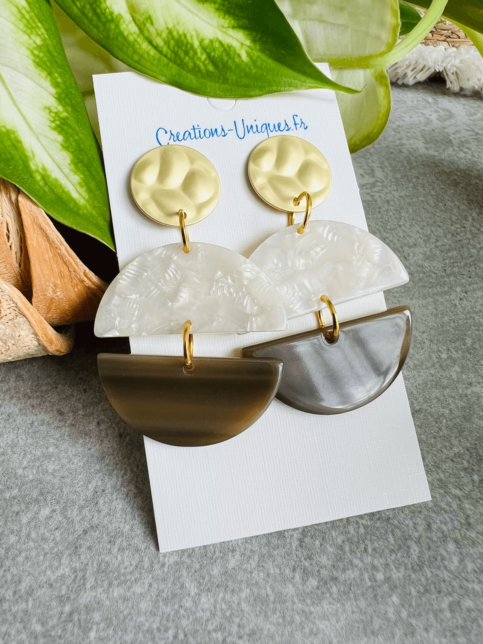 Boucles d’oreilles CLAUDIE résine deux couleurs - Créations Uniques