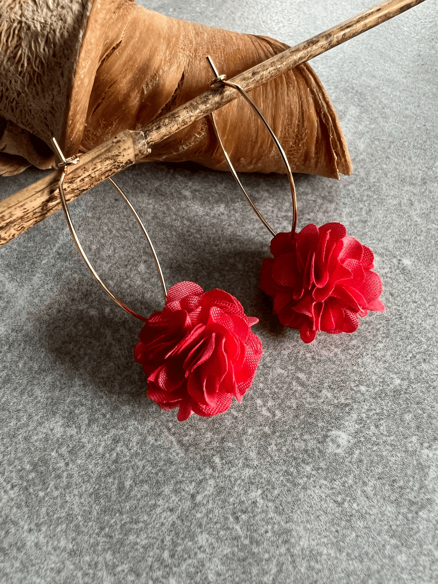 Boucles d’oreilles MURIEL pompons couleur corail