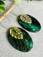 Boucles d’oreilles GIULIA résine ovale vert pailleté - Créations Uniques